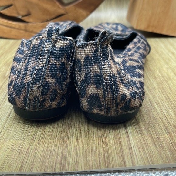 TARGET Law Paw Animal Print Fabric Flats - 9 US - Picture 8 of 9